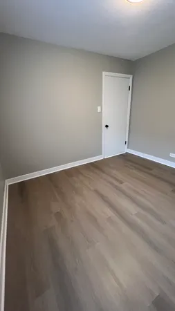 $2,100 | 4835 Hull Street, Unit 1E, Skokie, IL 60077