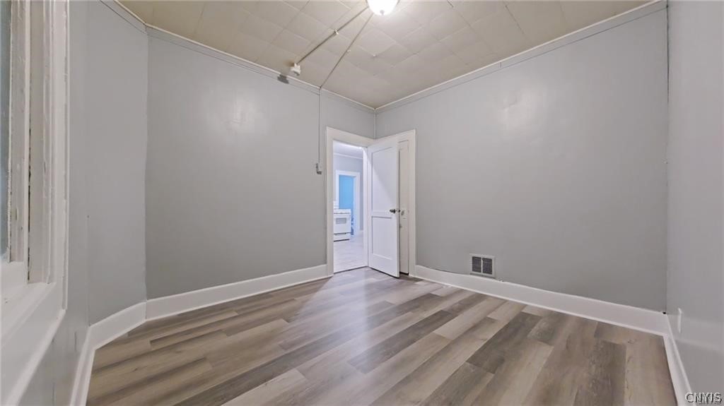 418 Bacon Street Utica, NY 13501 - Photo 10 of 48