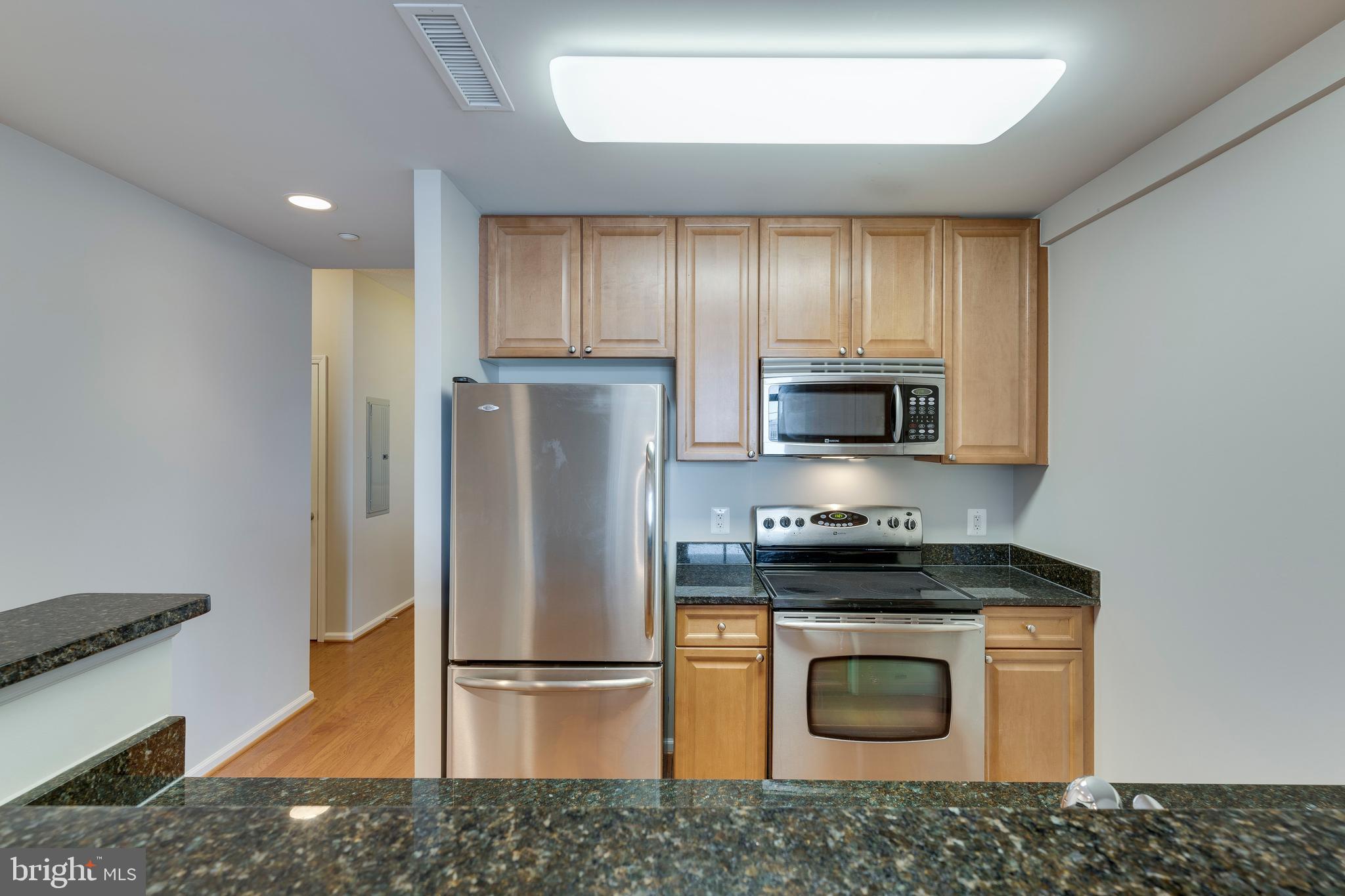 11700 Old Georgetown Road, Unit 414 North Bethesda, MD 20852 - Photo 8 of 23