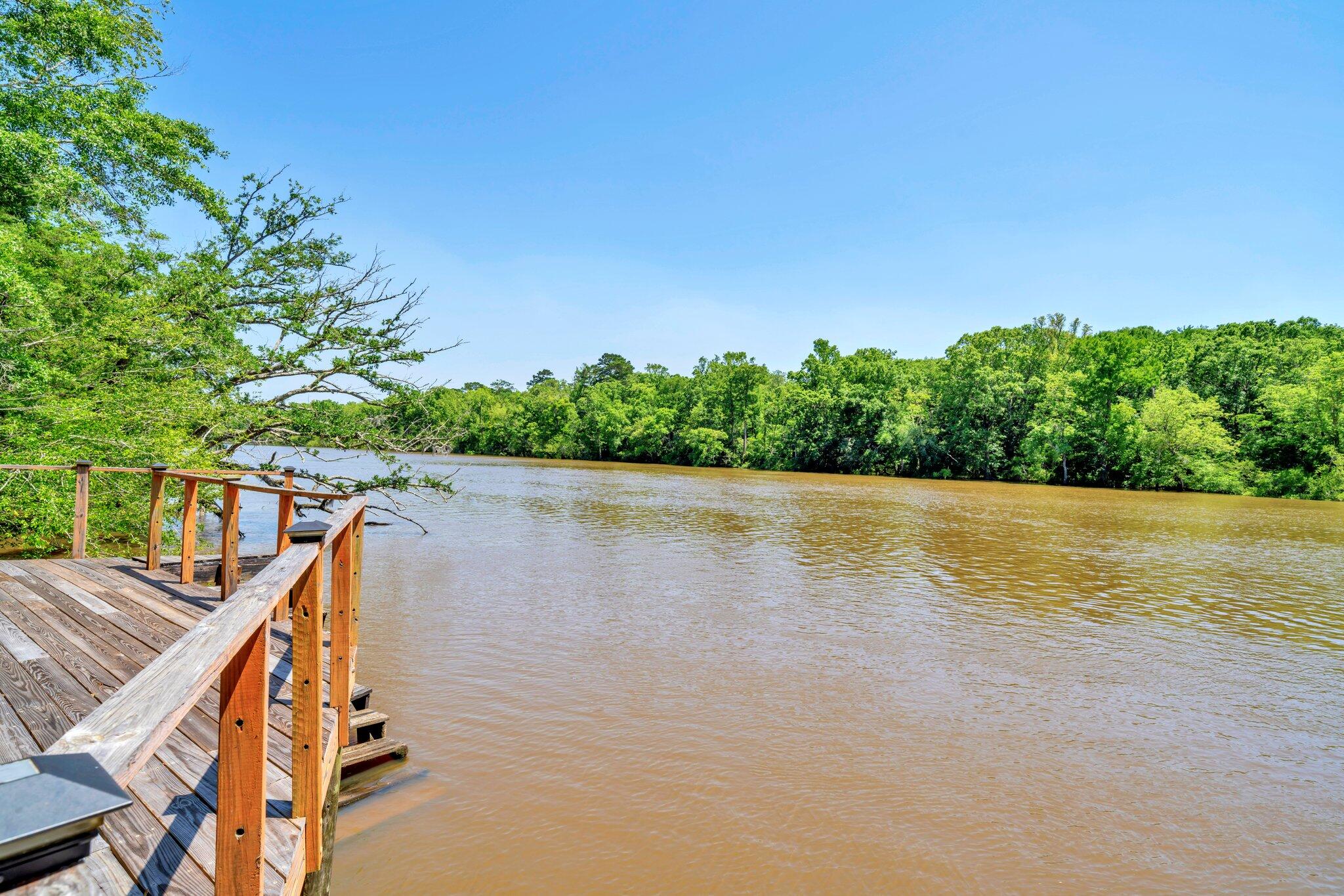 891 Choctawhatchee River Road Ponce de Leon, FL 32455 - Photo 41 of 69 Stairs no longer there.