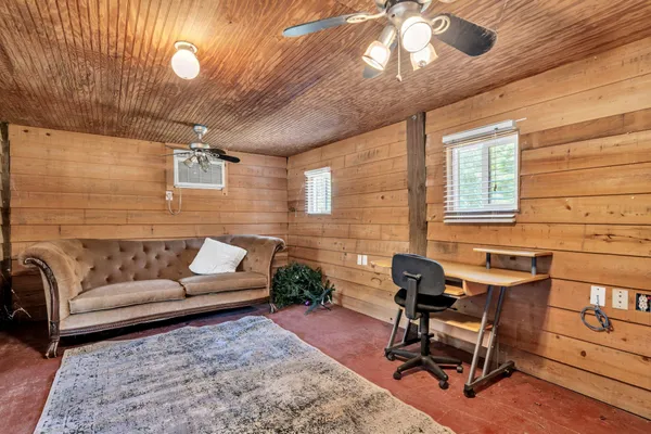 $399,400 | 891 Choctawhatchee River Road, Ponce de Leon, FL 32455