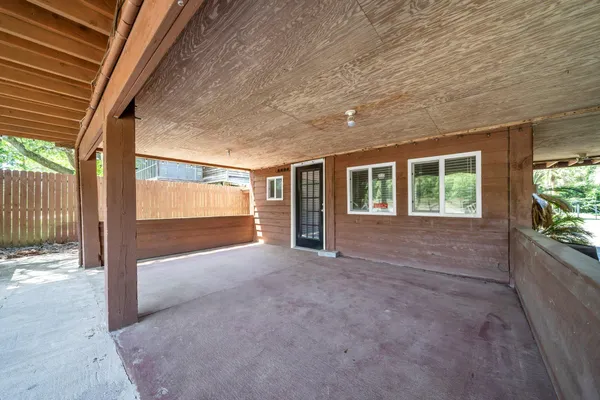 $399,400 | 891 Choctawhatchee River Road, Ponce de Leon, FL 32455