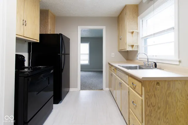 $1,495 | 6914 North Keystone Avenue, Indianapolis, IN 46220