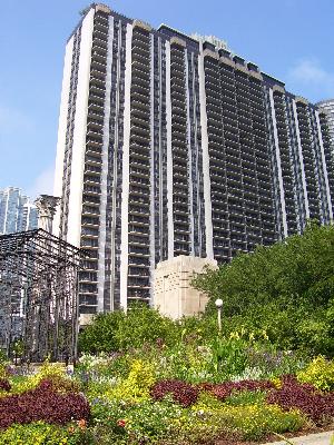400 East Randolph Street, Unit 1008 Chicago, IL 60601 - Photo 1 of 4