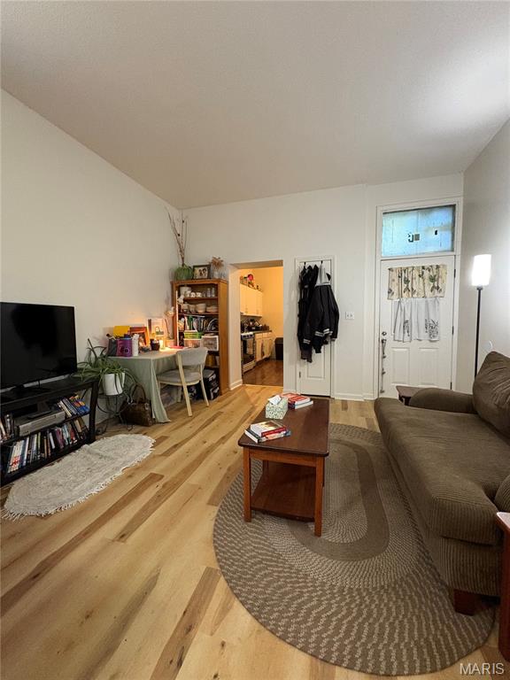 1418 Bremen Avenue, Unit R St. Louis, MO 63107 - Photo 3 of 8