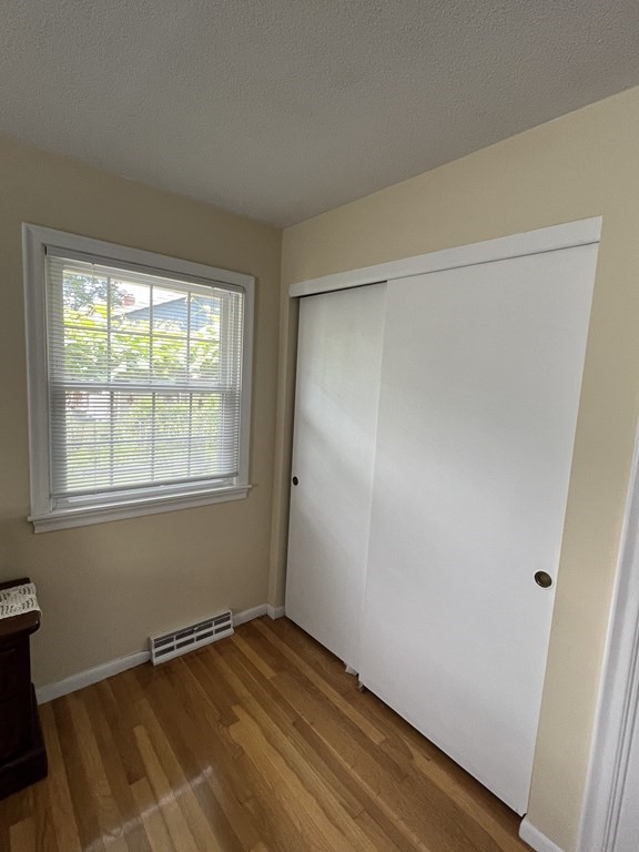 52 Crest Road Framingham, MA 01702 - Photo 29 of 39 Gallery Image 29