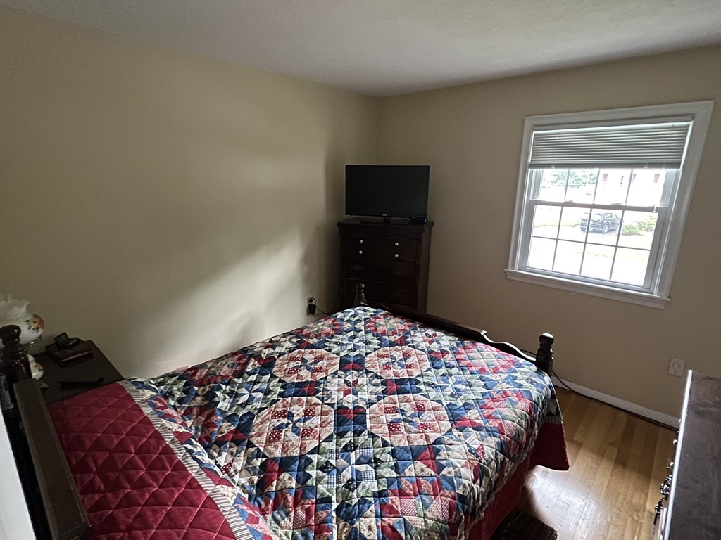52 Crest Road Framingham, MA 01702 - Photo 30 of 39 Gallery Image 30