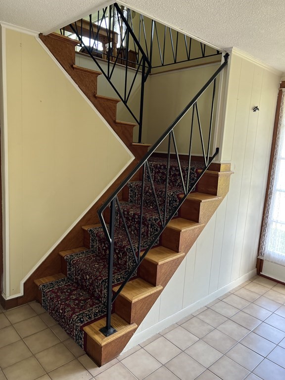 52 Crest Road Framingham, MA 01702 - Photo 38 of 39 Gallery Image 38