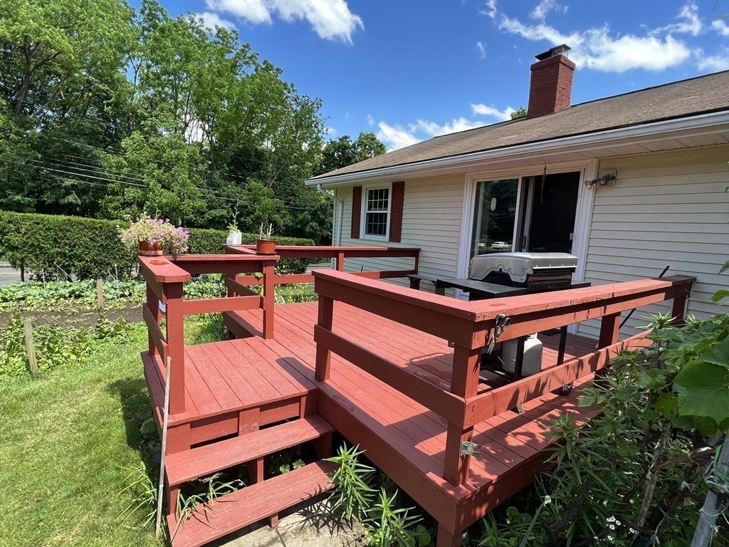 52 Crest Road Framingham, MA 01702 - Photo 5 of 39 Gallery Image 5