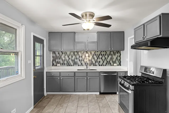 $195,000 | 3425 Birchwood Drive, Hazel Crest, IL 60429