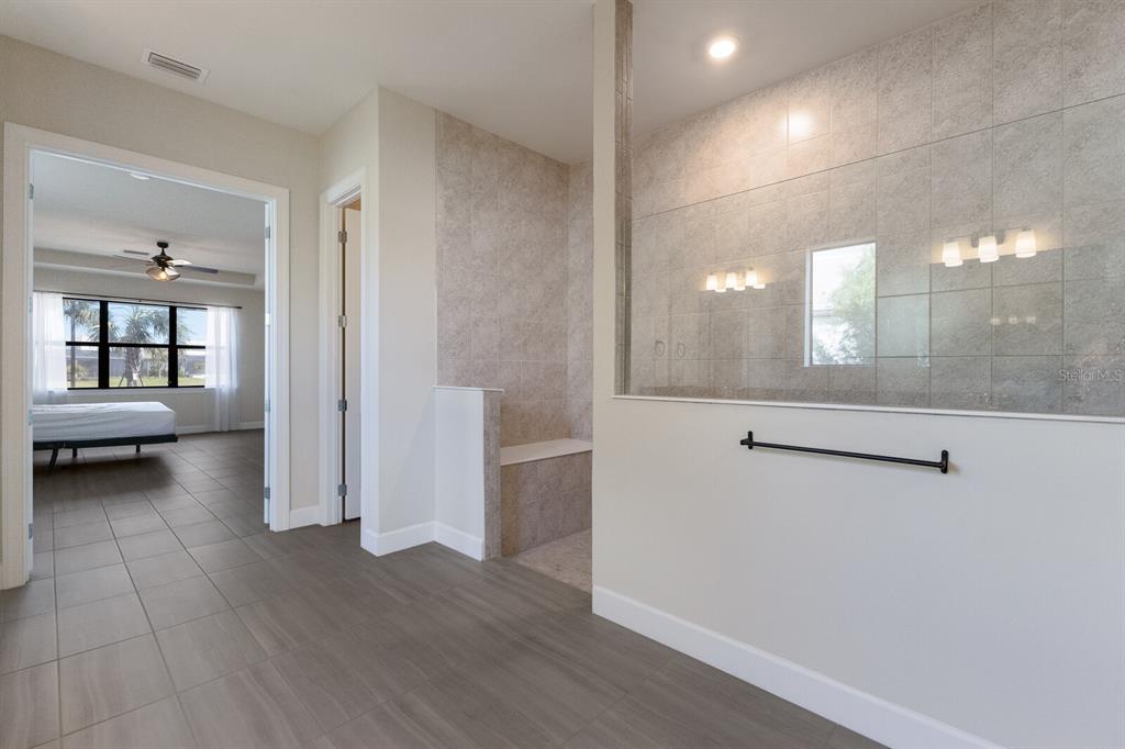 712 Sigsbee Loop Sarasota, FL 34240 - Photo 29 of 43