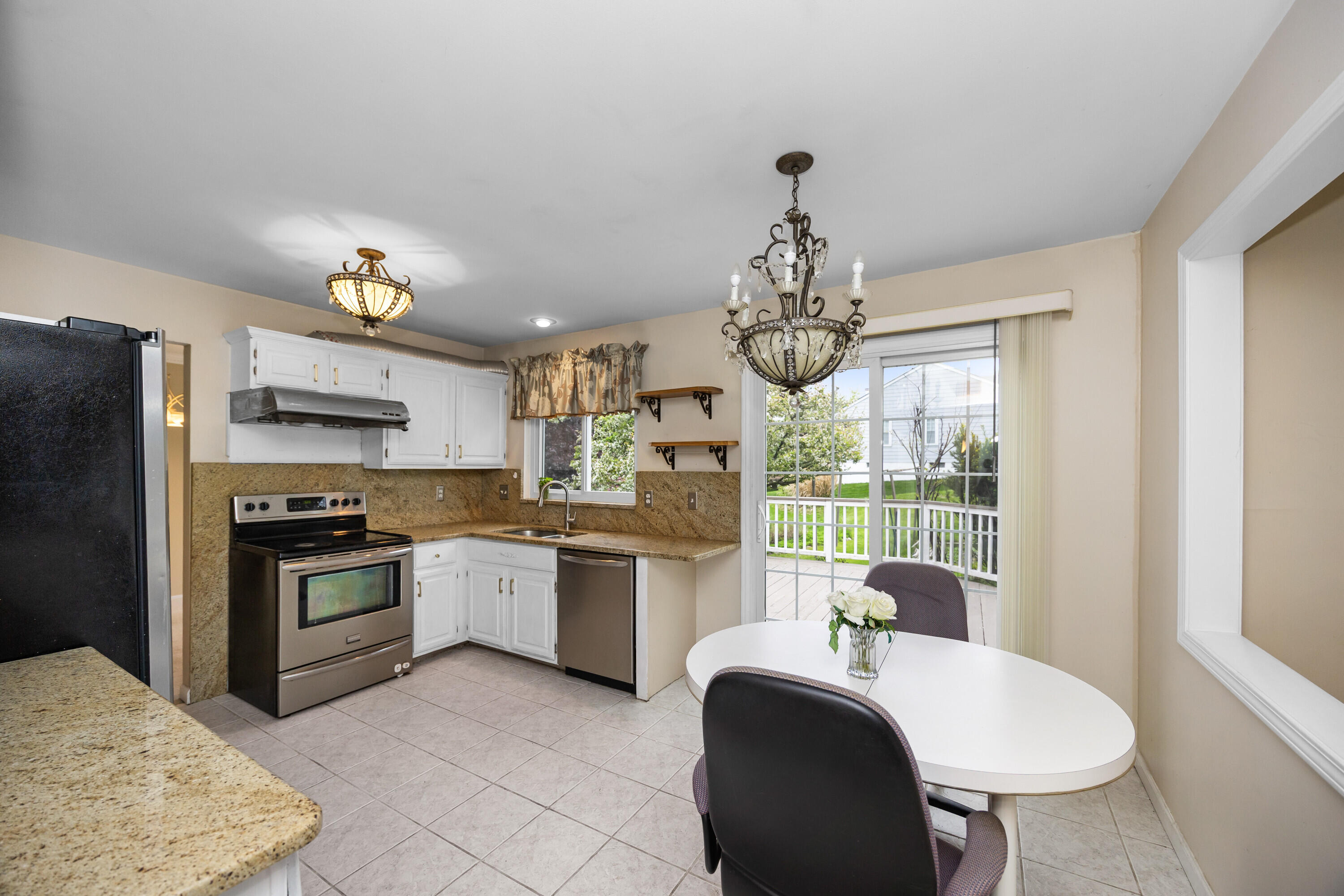 210 Whitney Drive Rochester Hills, MI 48307 - Photo 15 of 45 021_5