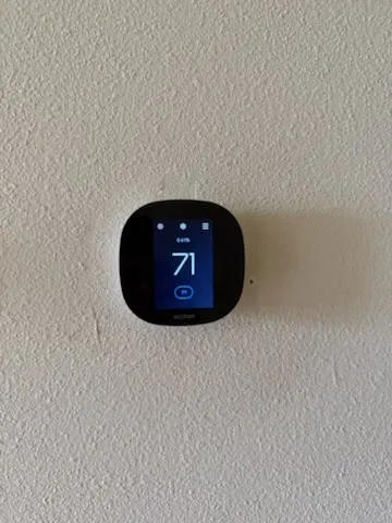 $3,600 | 930 East 50th Street, Austin, TX 78751