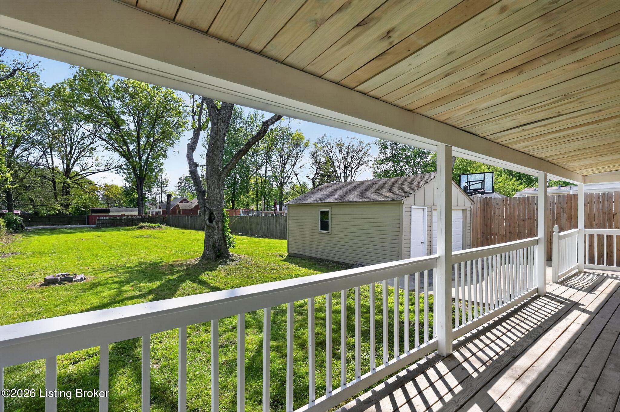 2418 Donna Road Louisville, KY 40216 - Photo 22 of 25 04_2418_Donna_Rd_Louisville_KY_40216_USA
