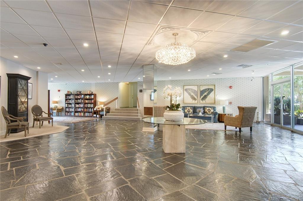 401 Metairie Road, Unit PH30 Metairie, LA 70005 - Photo 2 of 12