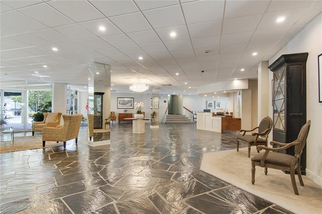 401 Metairie Road, Unit PH30 Metairie, LA 70005 - Photo 3 of 12