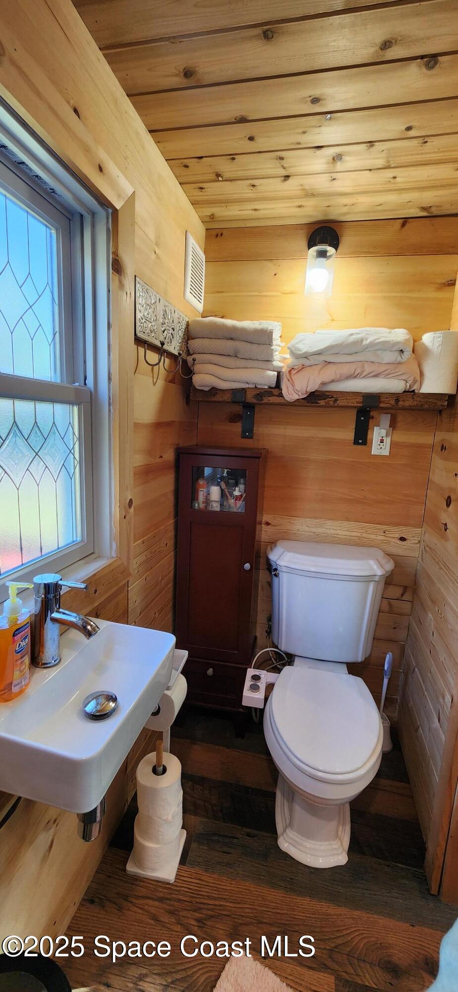 232 Flamingo Drive Cocoa, FL 32926 - Photo 9 of 14 bath