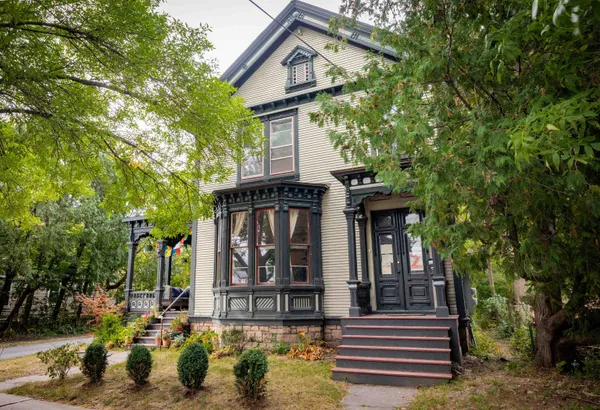 $1,095,000 | 115-117 North Union Street, Burlington, VT 05401