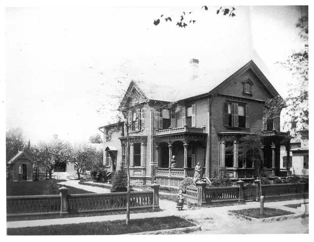 $1,250,000 | 115-117 North Union Street, Burlington, VT 05401