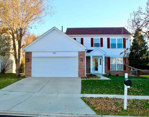 $430,000 | 601 Greystone Lane, Bolingbrook, IL 60440