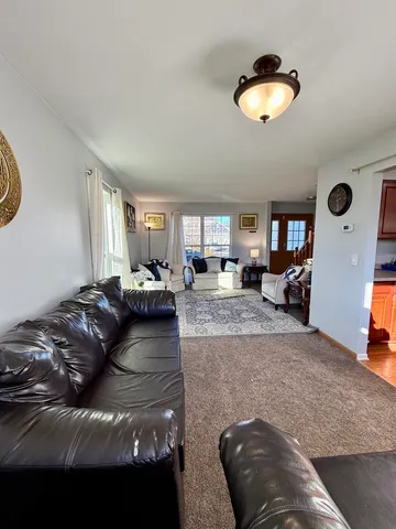 $430,000 | 601 Greystone Lane, Bolingbrook, IL 60440