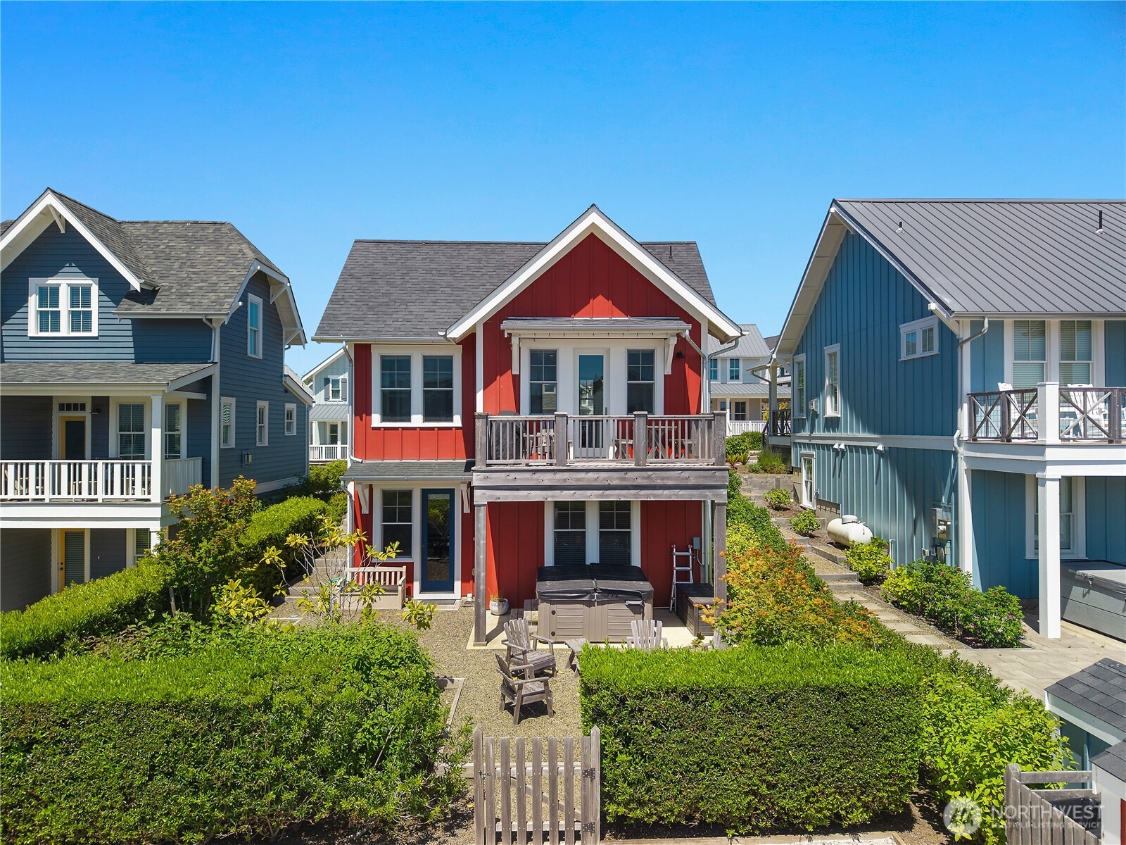 61 Horizon Street Pacific Beach, WA 98571 - Photo 24 of 29 front view of a house with a yard
