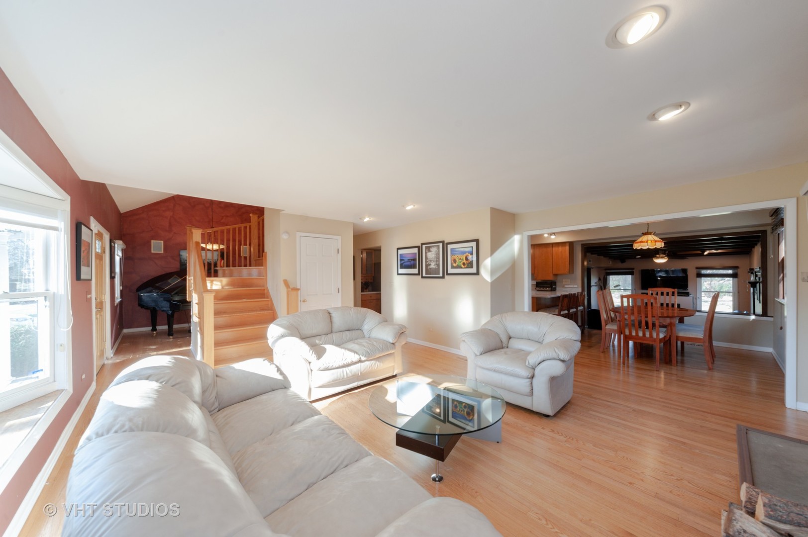 2010 Beechnut Road Northbrook, IL 60062 - Photo 6 of 43