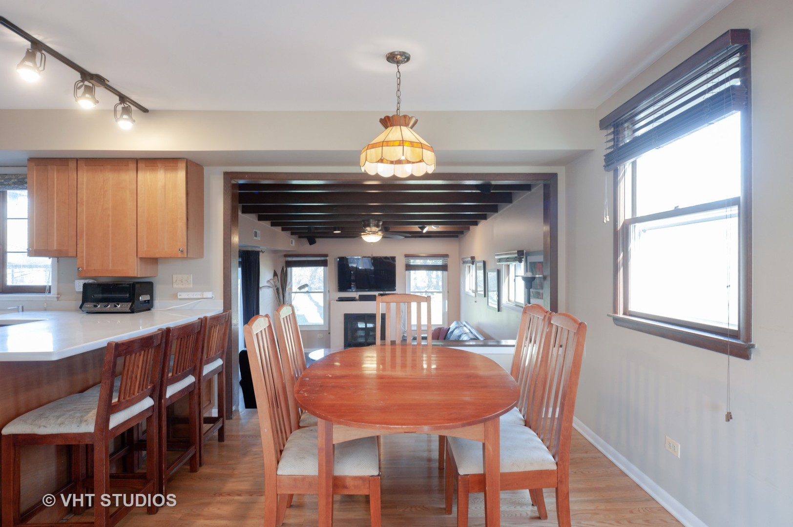 2010 Beechnut Road Northbrook, IL 60062 - Photo 7 of 43