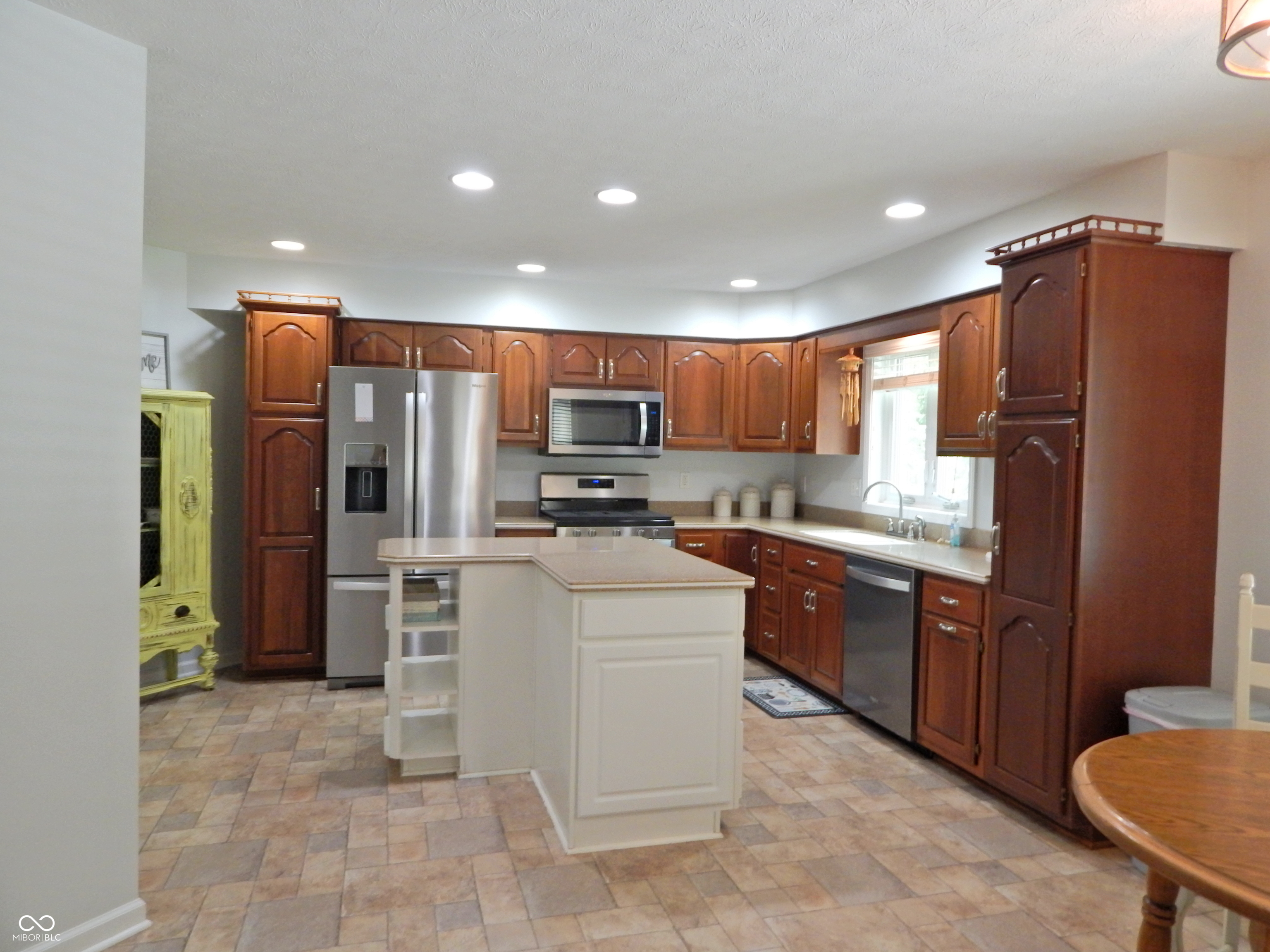7740 Quail Ridge Drive North Plainfield, IN 46168 - Photo 8 of 62