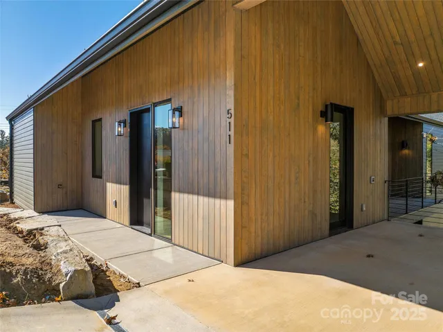 $1,150,000 | 511 Wilma Dykeman Trail, Asheville, NC 28804