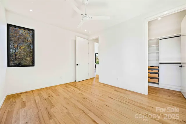 $1,150,000 | 511 Wilma Dykeman Trail, Asheville, NC 28804