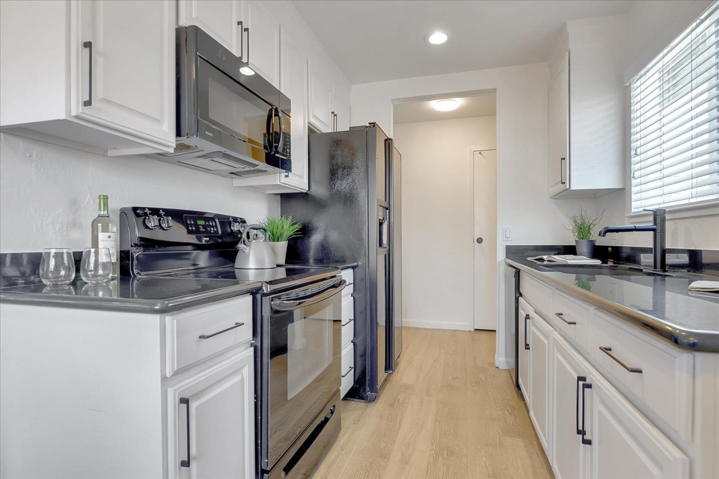 1115 Reed Avenue, Unit A Sunnyvale, CA 94086 - Photo 7 of 27 Gallery Image 7