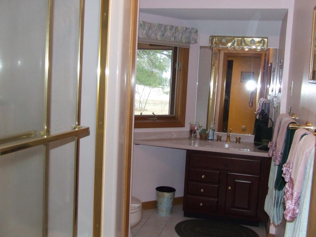180 Walnut Loop Madison, NH 03875 - Photo 14 of 36 Gallery Image 14