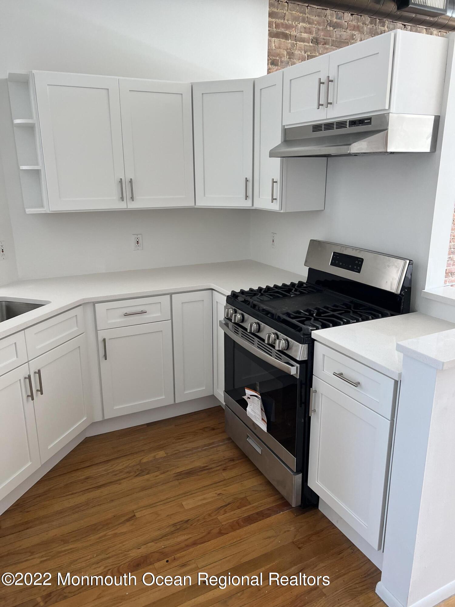 40 Broad Street, Unit 3C Red Bank, NJ 07701 - Photo 2 of 9 IMG_0809