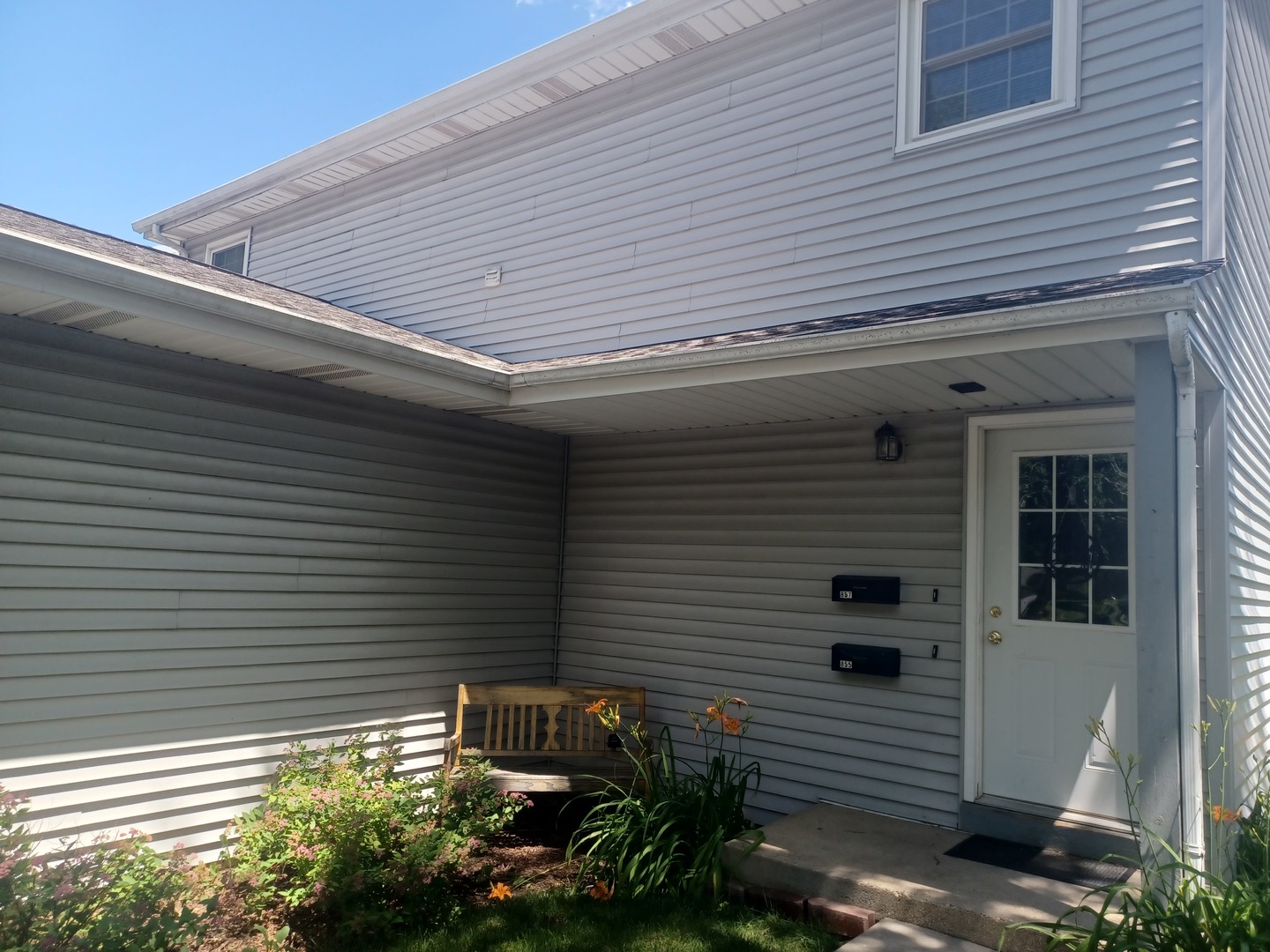855-857 Rhodes Street Woodstock, IL 60098 - Photo 2 of 27