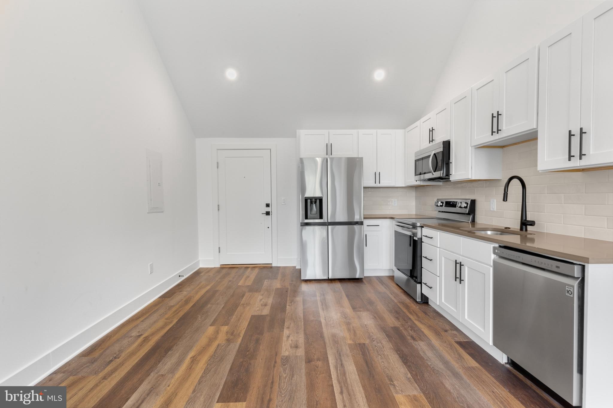 7037 Ridge Avenue, Unit 303 Philadelphia, PA 19128 - Photo 6 of 22