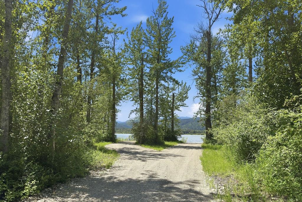 641 Riverbend Loop Road, Unit LOT 1 BLOCK 2 RIVERBEND ESTATES Cusick, WA 99119 - Photo 8 of 21
