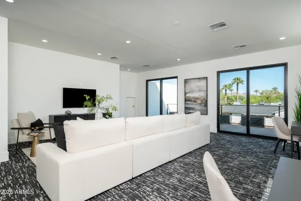 $3,395,000 | 3923 East Heatherbrae Drive, Phoenix, AZ 85018