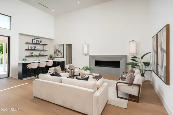 $3,395,000 | 3923 East Heatherbrae Drive, Phoenix, AZ 85018