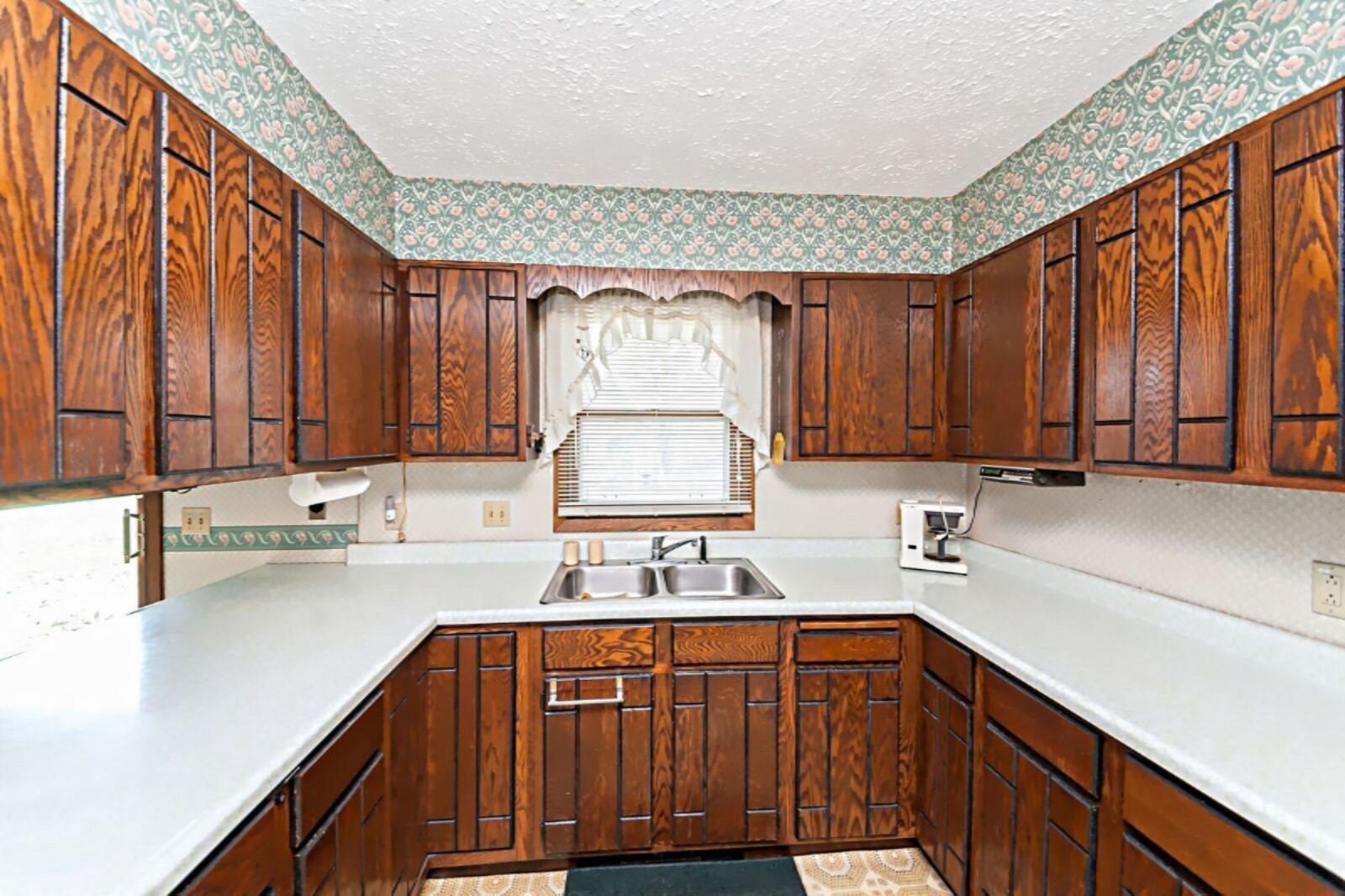 4990 Bundy Road Coloma, MI 49038 - Photo 9 of 24 DSC06639_pe_pe_preview.jpeg