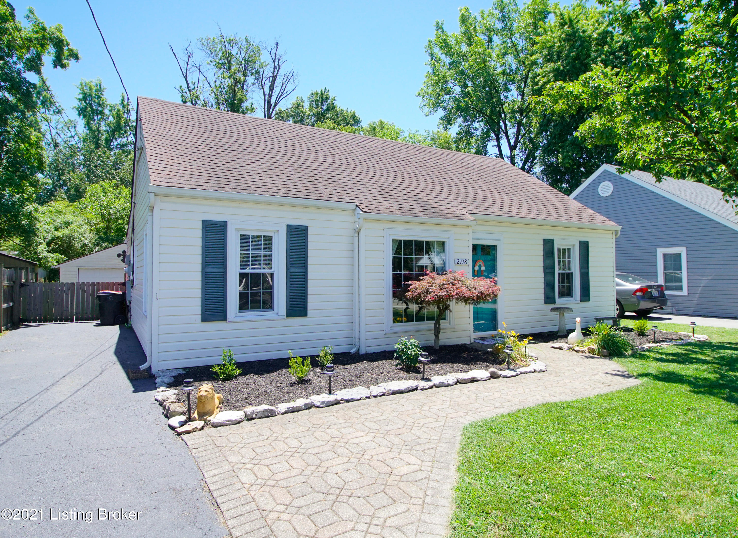 2718 Alanmede Road Louisville, KY 40205 - Photo 1 of 20 alanmede (31 of 36)