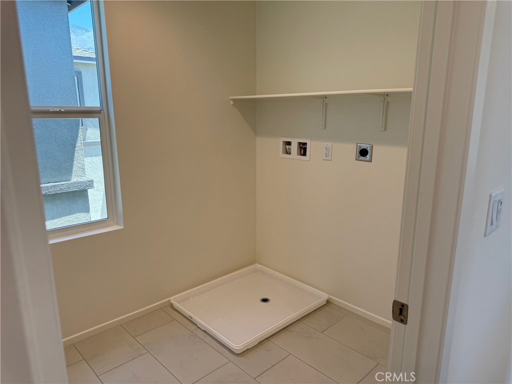 2246 Springmeadow Court Highland, CA 92346 - Photo 5 of 6 a view of an empty room