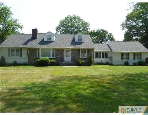 380 Rahway Road Edison, NJ 08820 - Photo 1 of 21 Gallery Image 1