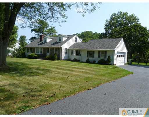 380 Rahway Road Edison, NJ 08820 - Photo 2 of 21 Gallery Image 2