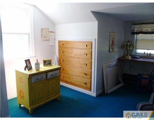 380 Rahway Road Edison, NJ 08820 - Photo 16 of 21 Gallery Image 16