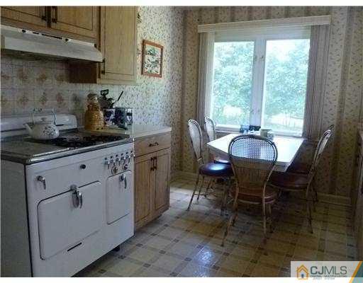 380 Rahway Road Edison, NJ 08820 - Photo 7 of 21 Gallery Image 7