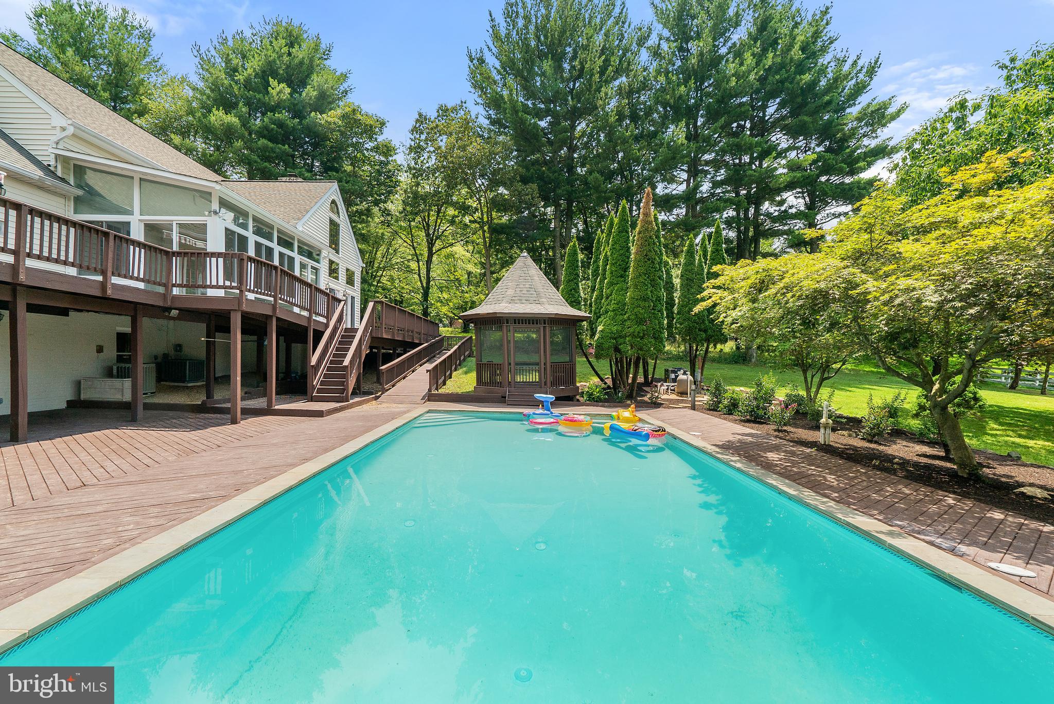638 Seneca Road Great Falls, VA 22066 - Photo 68 of 83 Gallery Image 68