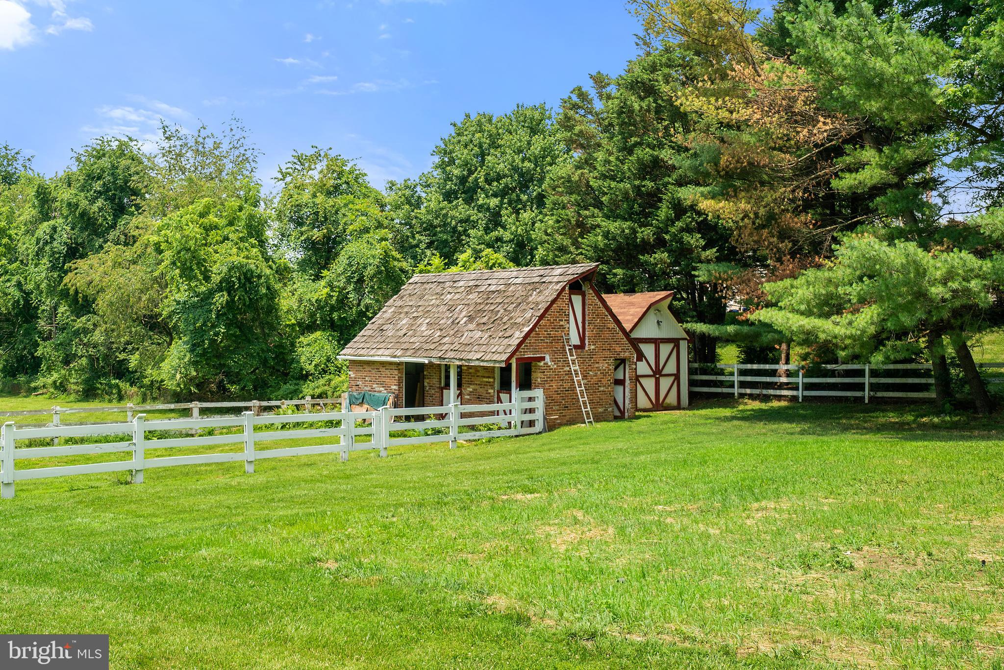 638 Seneca Road Great Falls, VA 22066 - Photo 72 of 83 Private 5 Acre Lot with Horse Stall Barn
