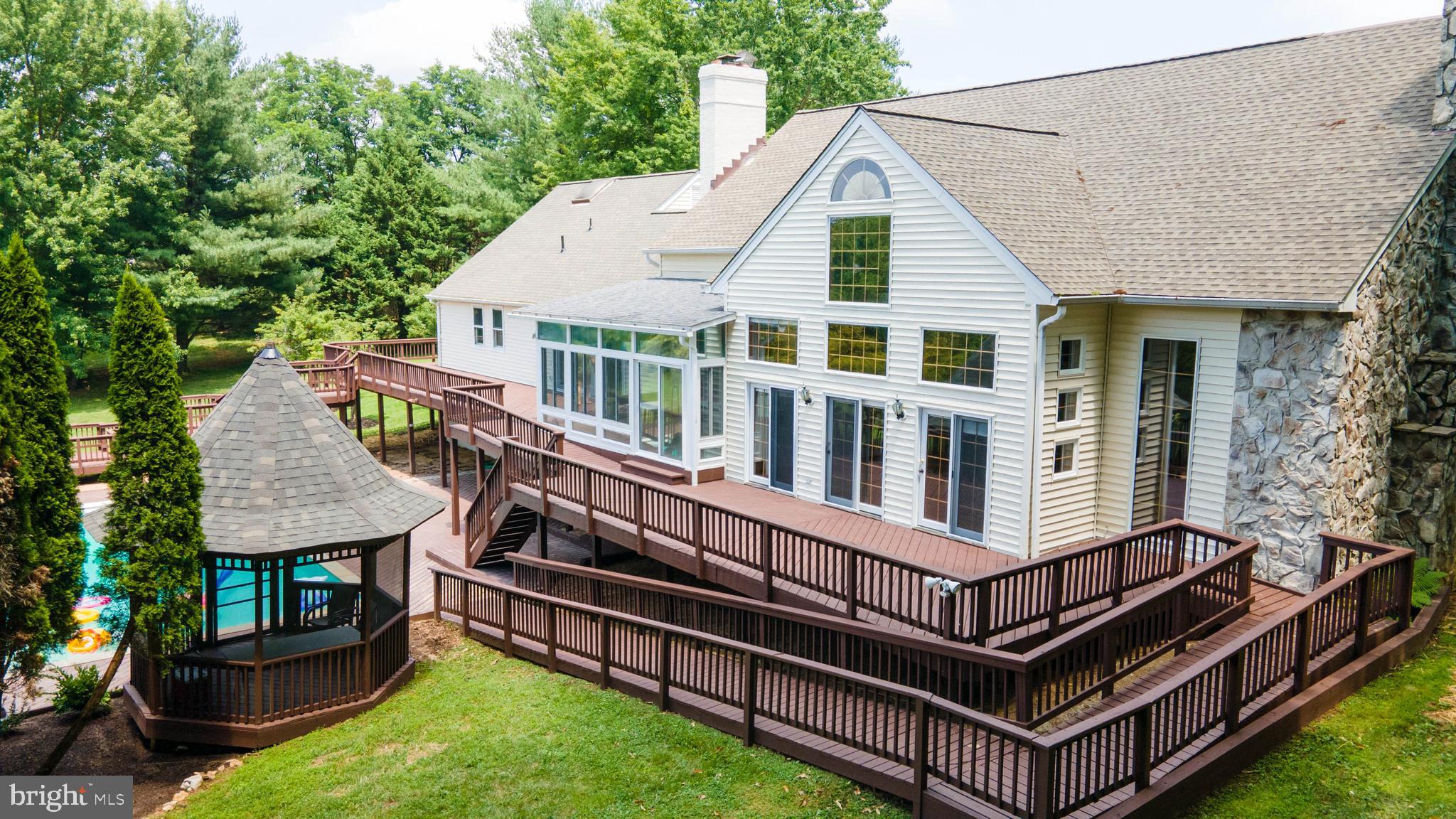 638 Seneca Road Great Falls, VA 22066 - Photo 77 of 83 Gallery Image 77