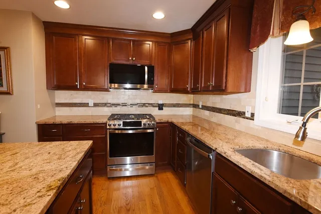 $695,000 | 96 Winterberry Lane, Easton, MA 02356